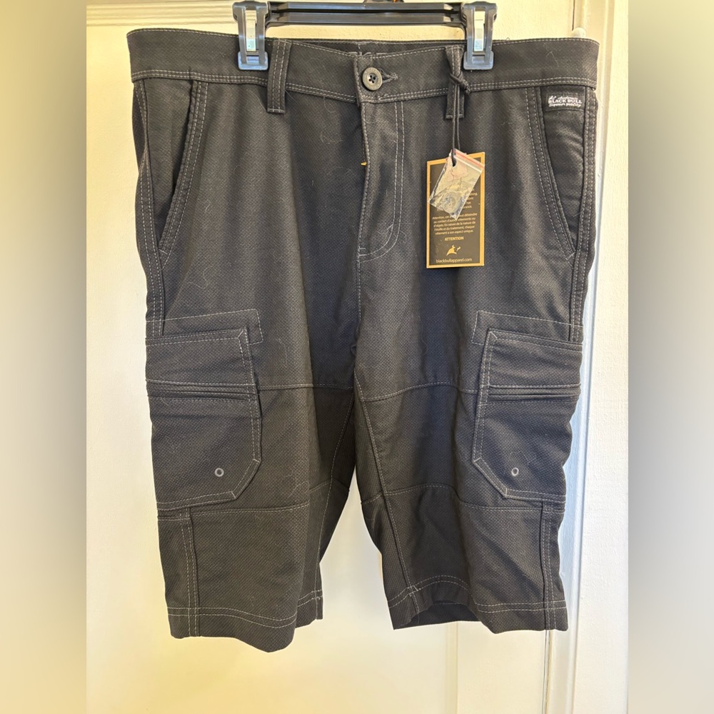 Men's Black Cargo Shorts